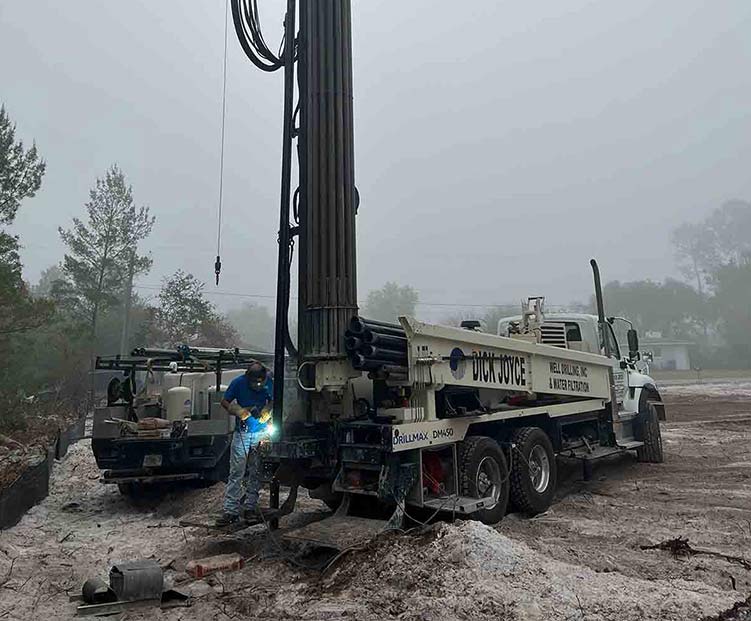 DJWD-trucks-working-on-well-drilling-4-square Truck working on water well installation