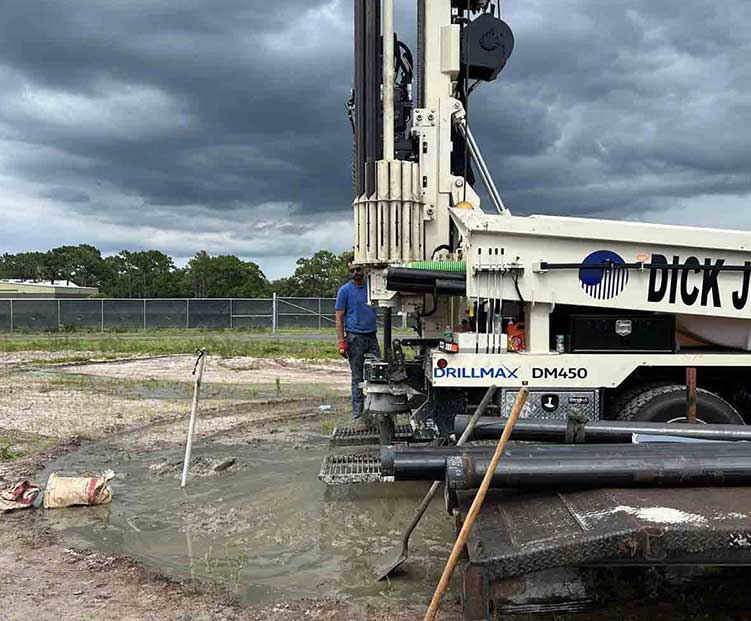 Truck-working-on-water-well-4-square Truck working on water well